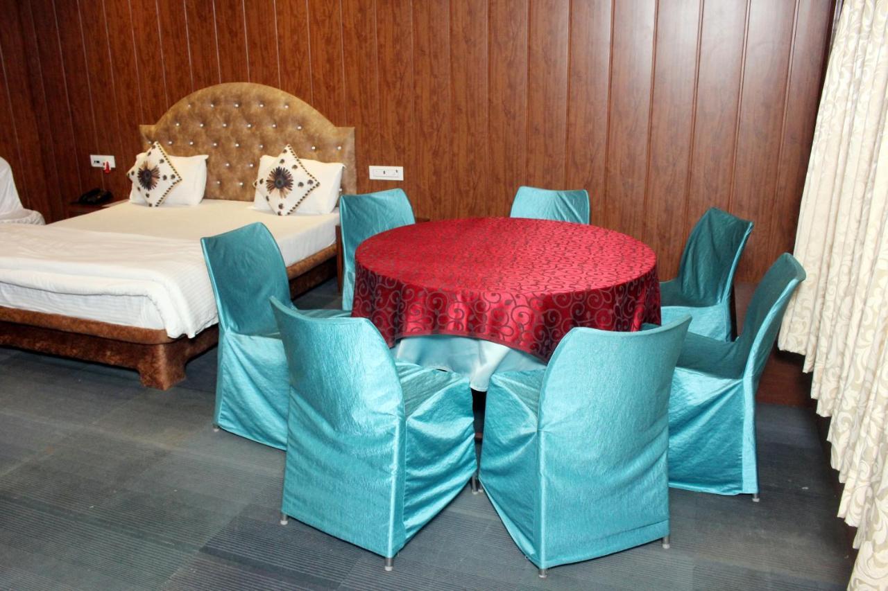 Maharaja The Royal Resort 塞恩 外观 照片
